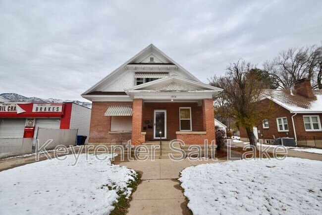 Primary Photo - 1312 Washington Blvd