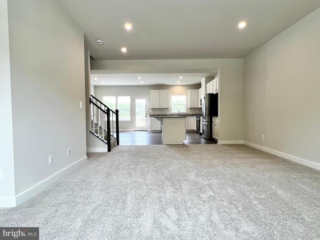 Building Photo - 2103 Rivers Dr