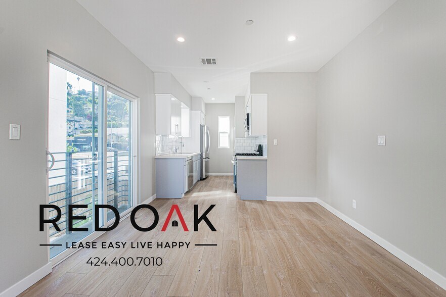 Building Photo - 4506 Esmeralda St