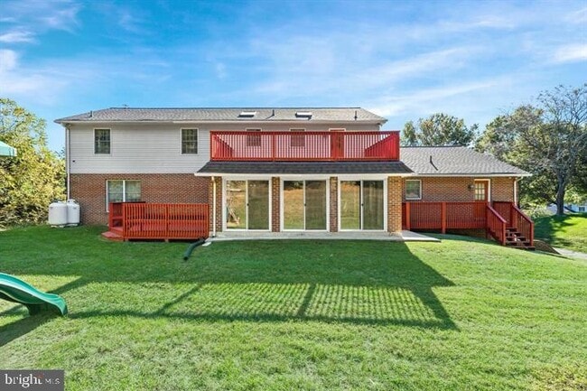 Building Photo - 253 Peoples Way