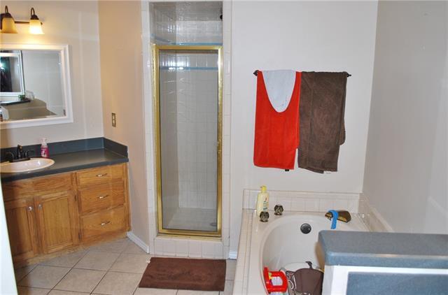 Building Photo - 2633 Bauer Dr