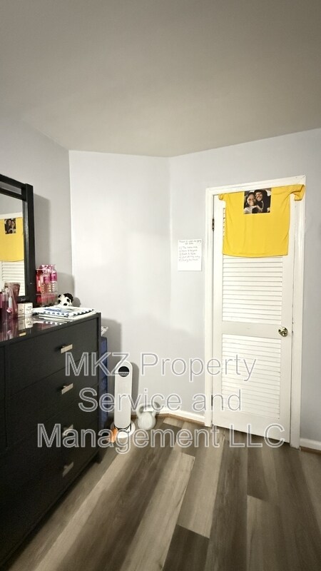 Building Photo - 279 Ontario St