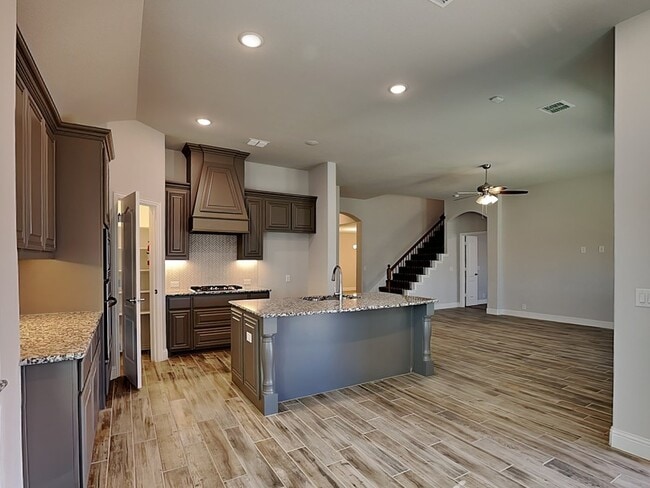 Building Photo - 1204 Sagewood Dr