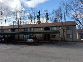 Building Photo - 3061 Lois Dr