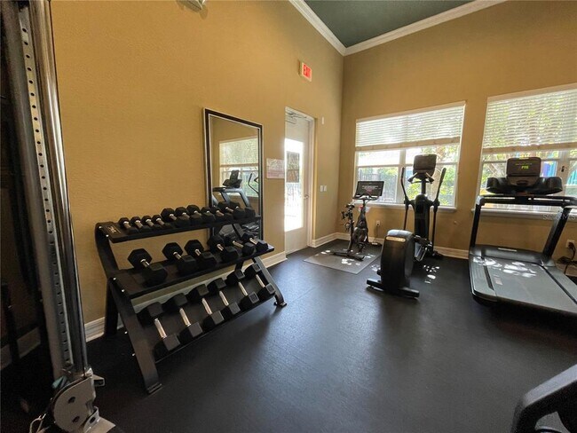 Building Photo - 2432 Caravelle Cir