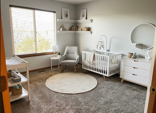 Building Photo - 2289 Grand Pointe Trail