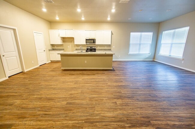 Building Photo - New Beginnings Start At AMRR: 4 bedroom available SOON in Frenship District!