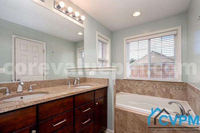 Building Photo - 1051 Ironwood Ln