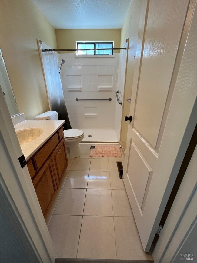 Building Photo - 7216 Roxanne Ln