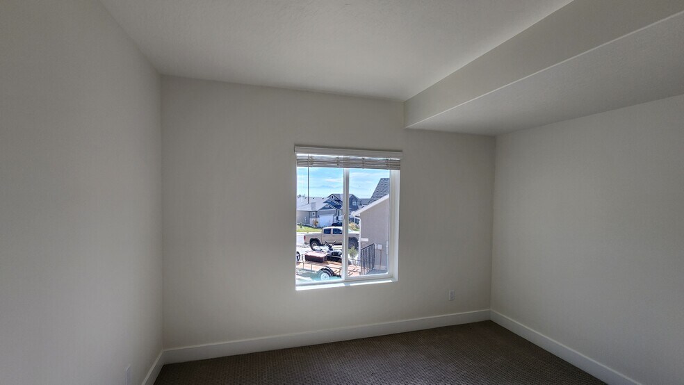 Bedroom #1 View - 1467 N Orchard Ridge Ln