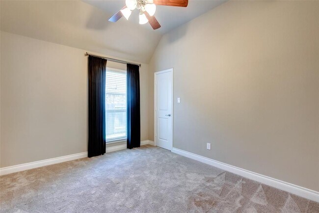 Building Photo - 23319 Tirino Shores Dr