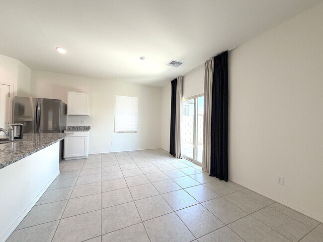 Building Photo - 5725 W Willow Rdg Dr