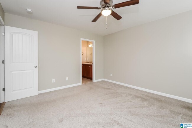 Building Photo - 90 Briar Ridge Ln