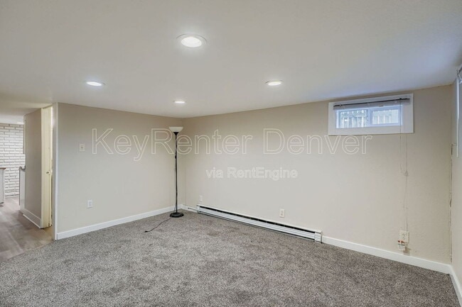 Building Photo - 1010 Jay St