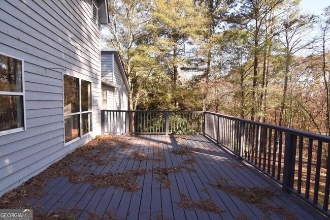 Building Photo - 505 Penny Ln