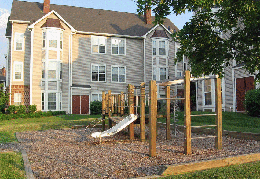 Building Photo - 20447 Chesapeake Sq