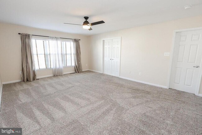 Building Photo - 23305 Hyacinth Ln