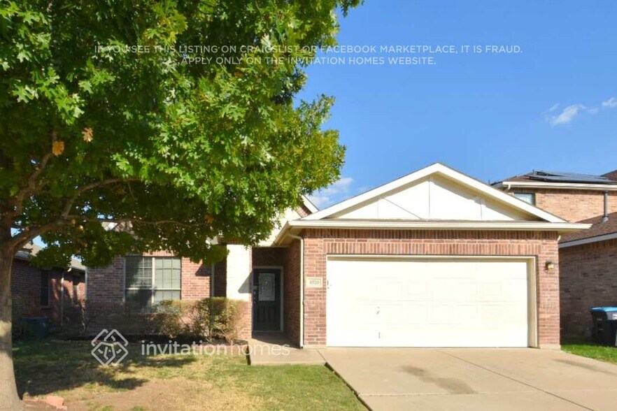 Primary Photo - 8520 Muir Dr