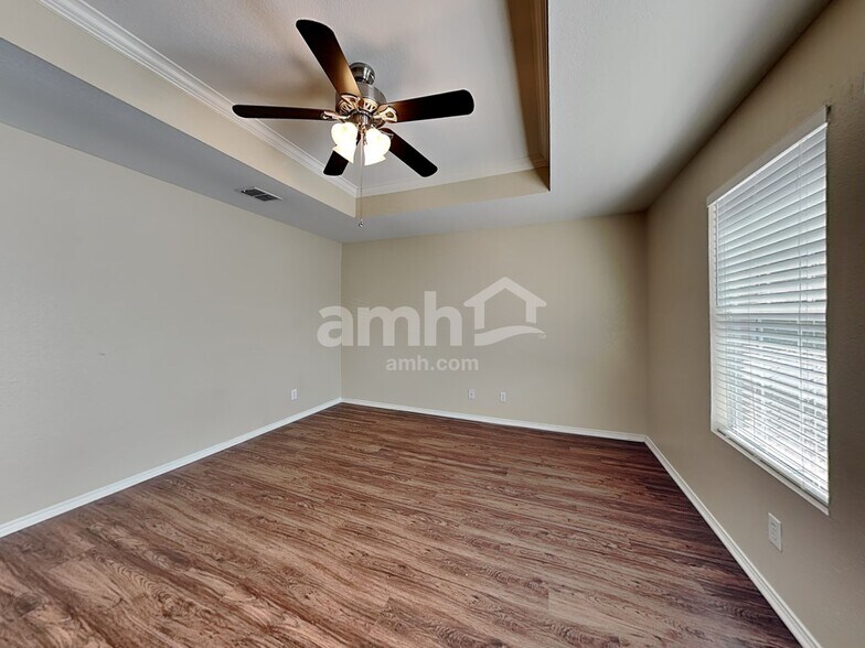 Building Photo - 12803 Salerno Way