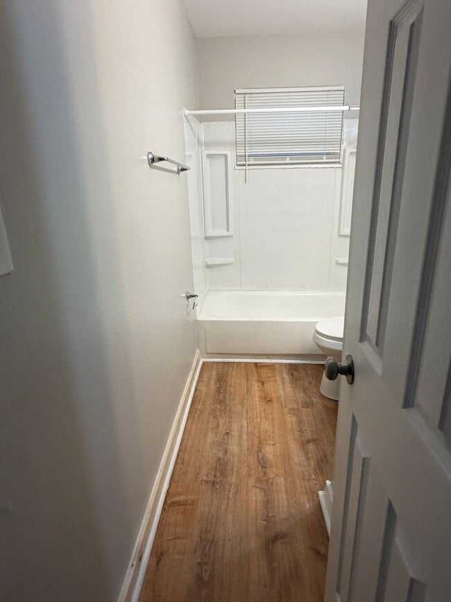 Building Photo - Discover this newly remodeled 3-bedroom, 1-bath home in Indianapolis’s Old Southside.