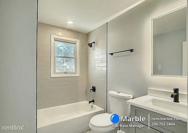 Building Photo - 2 br, 2 bath House - 1811 25th Ave N