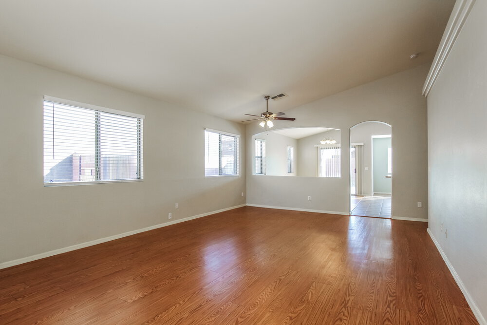 Building Photo - 3329 W Wayland Dr