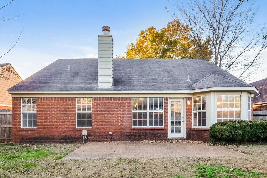 Building Photo - 1030 Jessica Lauren Dr