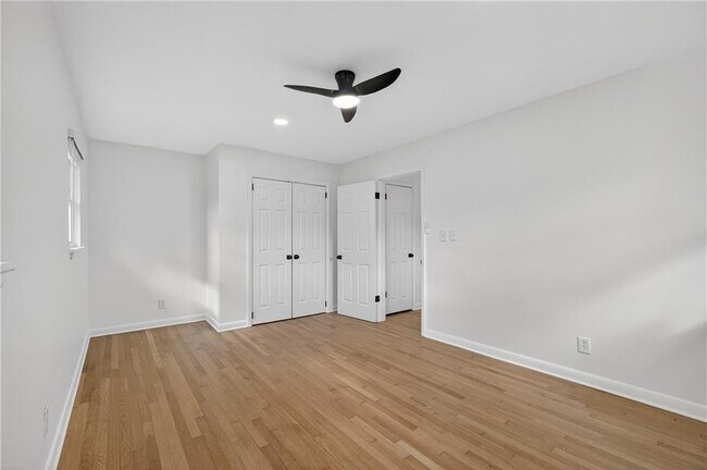 Building Photo - 2967 Flat Shoals Rd