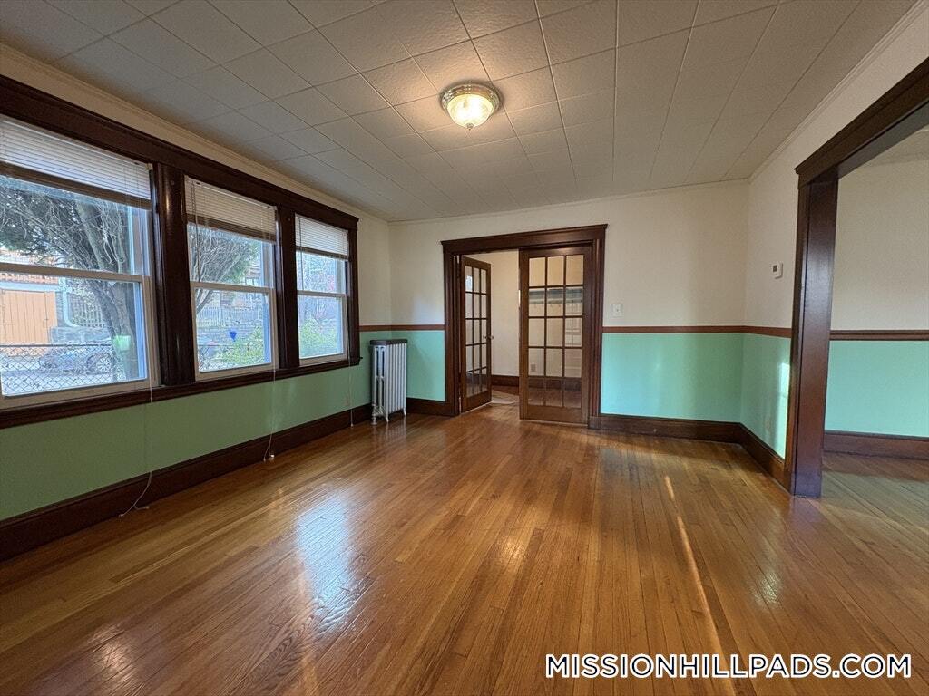 Building Photo - 155-157 Hillside St.