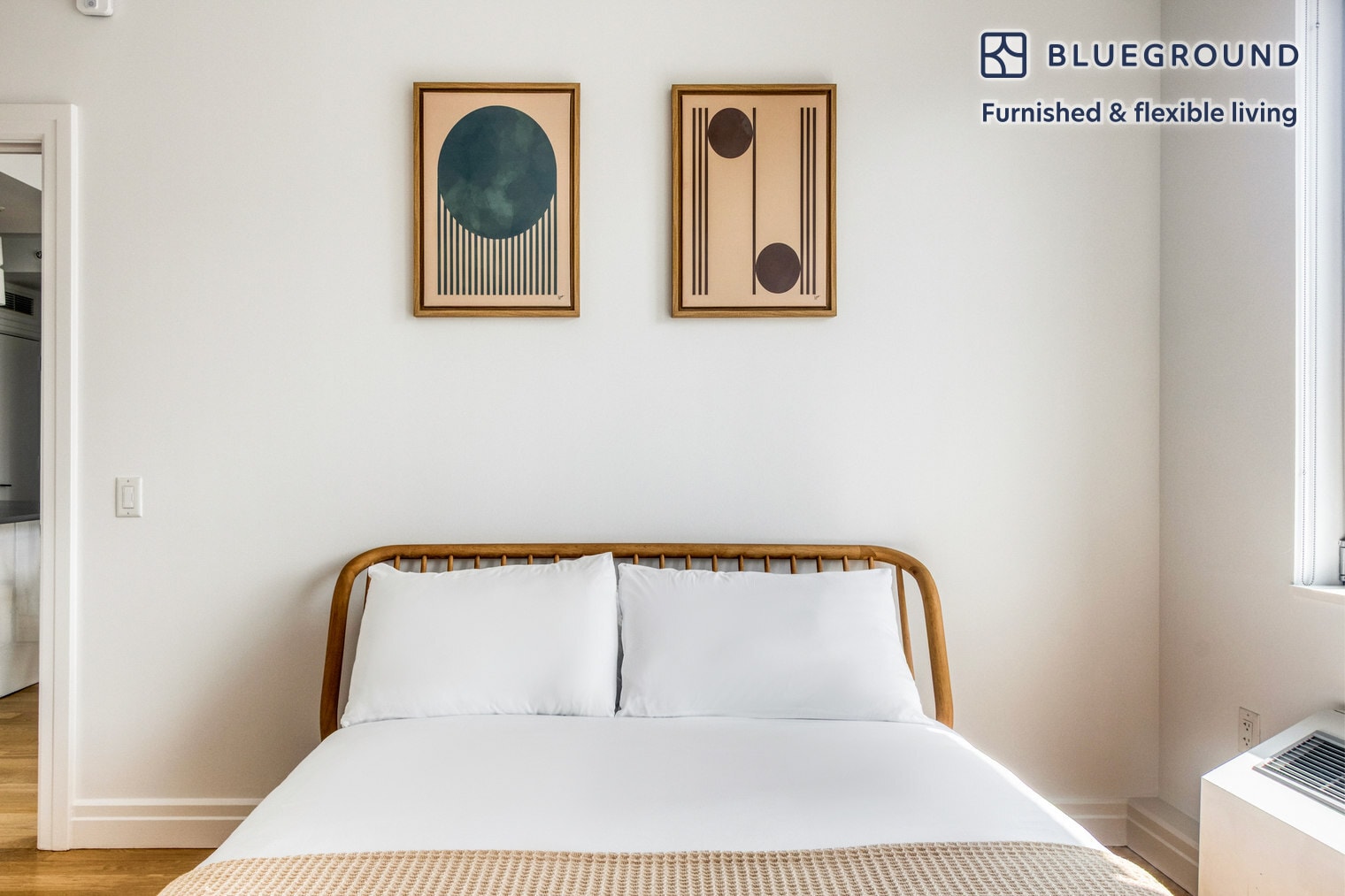 Building Photo - 550 W 54th St