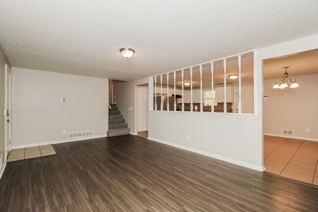 Building Photo - 4031 Yeager Rd