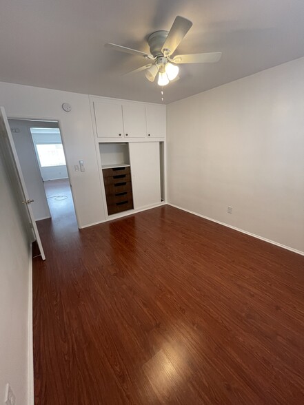 Building Photo - 5534 Kester Ave