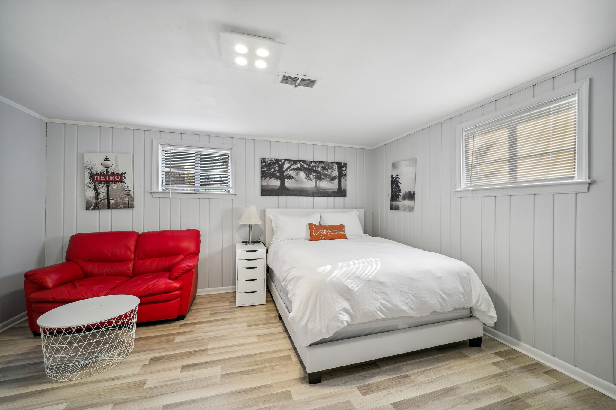 Building Photo - 2600 S Eads St