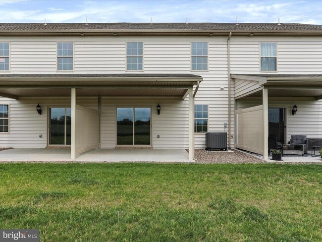 Building Photo - 129 Delano Dr