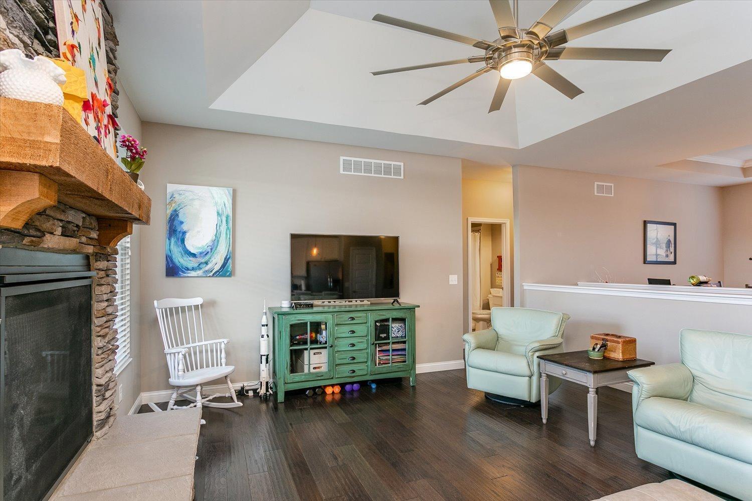 Building Photo - 5107 Elm Leaf Trl