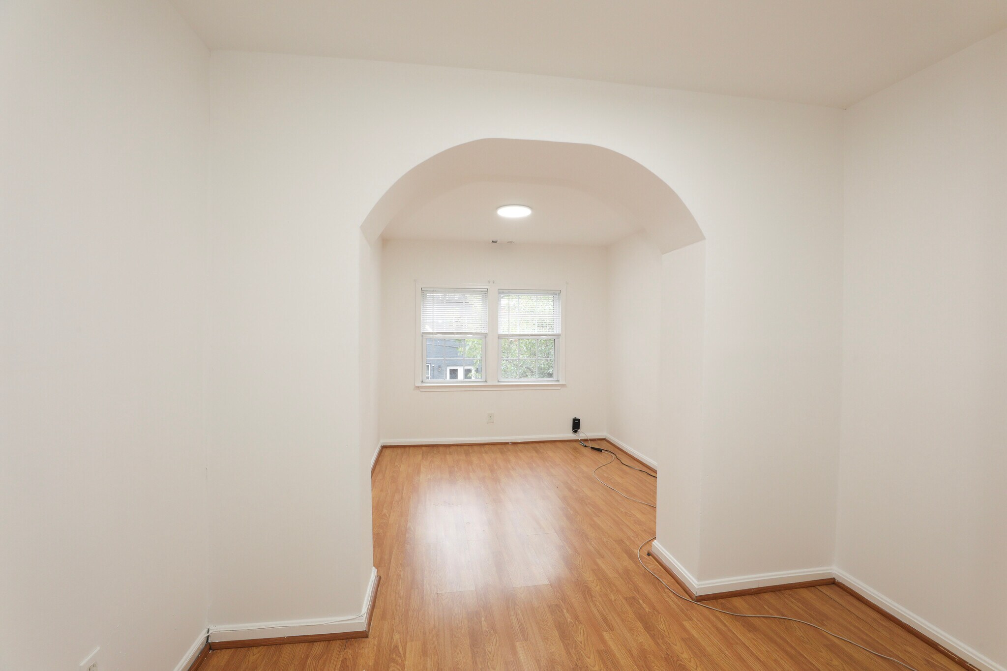 Building Photo - 1305 Orren St NE