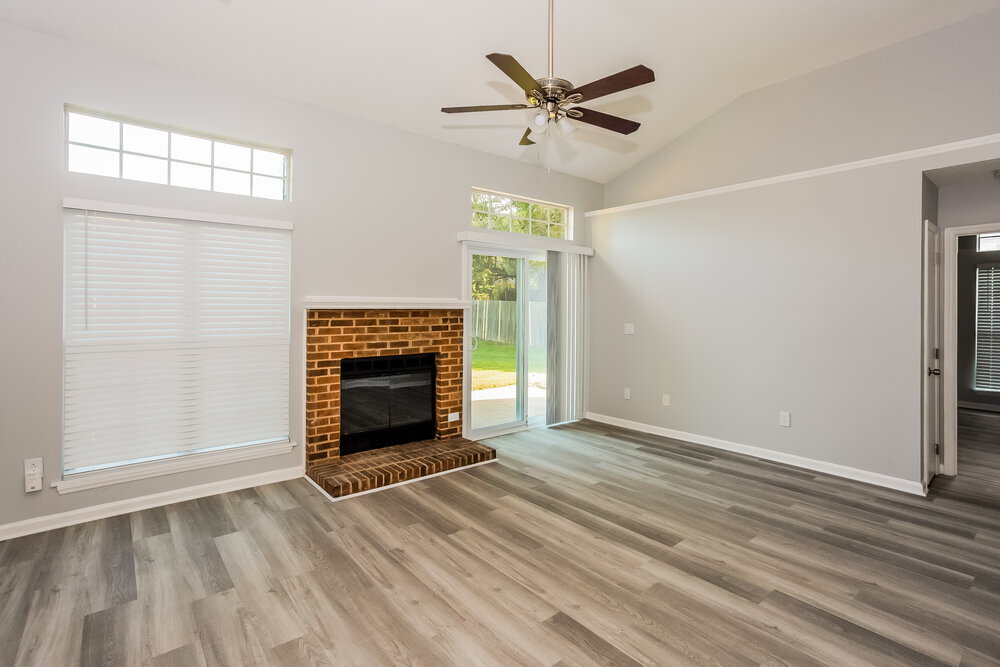 Building Photo - 6115 Sunstone Dr