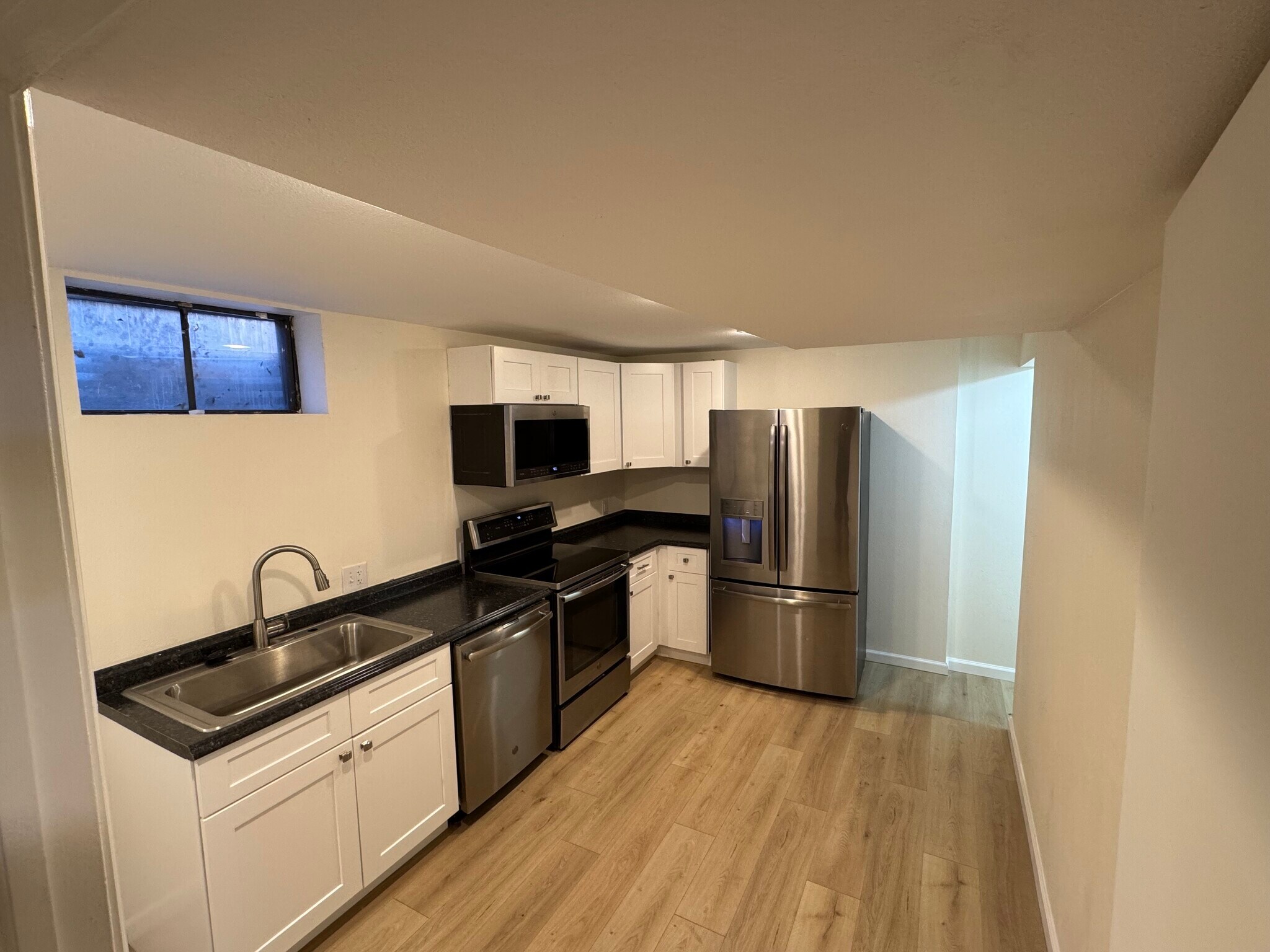 Building Photo - 6085 W Arkansas Ave