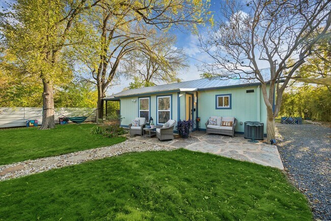 Building Photo - 4901 Prock Ln