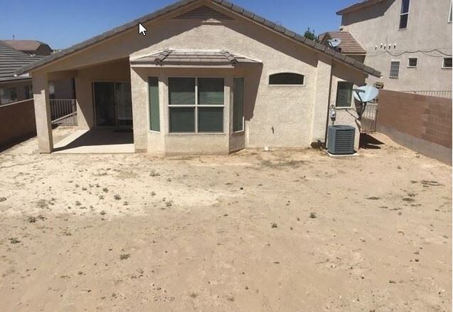 Building Photo - 2043 Violeta Way SE