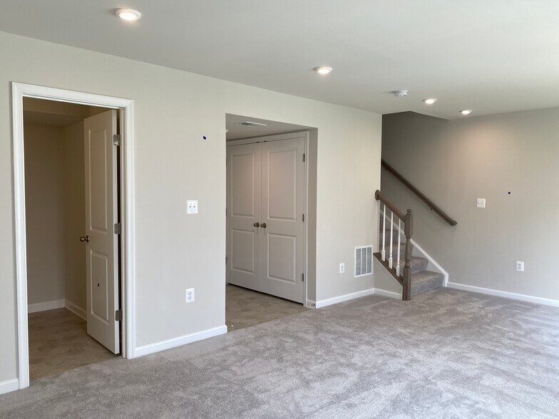 Building Photo - 3969 Shire Meadow Ln