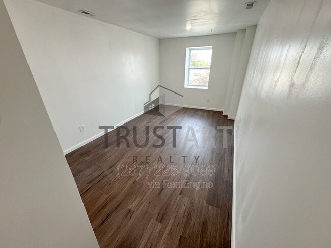 Building Photo - 2317 N 15th St