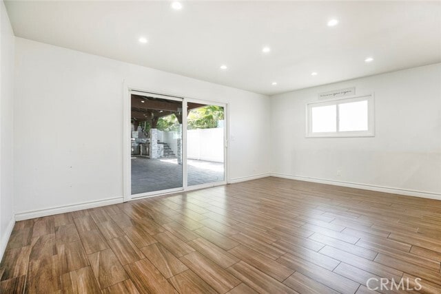 Building Photo - 27964 Carvel Dr