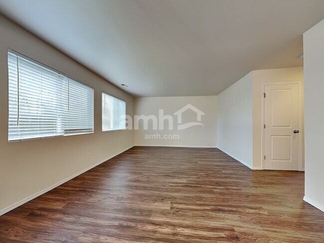 Building Photo - 20113 47th Ave Ct E