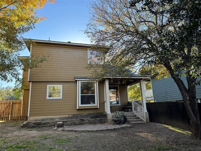 Building Photo - 2308 Sweet Clover Dr