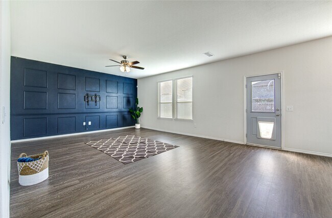 Building Photo - 5027 Brewcastle Ln