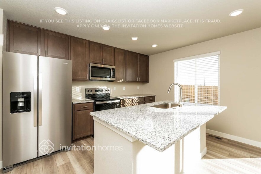 Building Photo - 11835 Mission Peak Pl