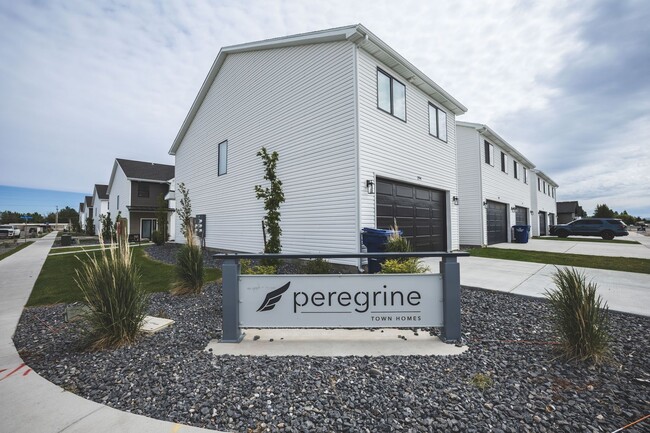 Building Photo - MODERN 4 BED 3 BATH TOWNHOME IN SUGAR CITY