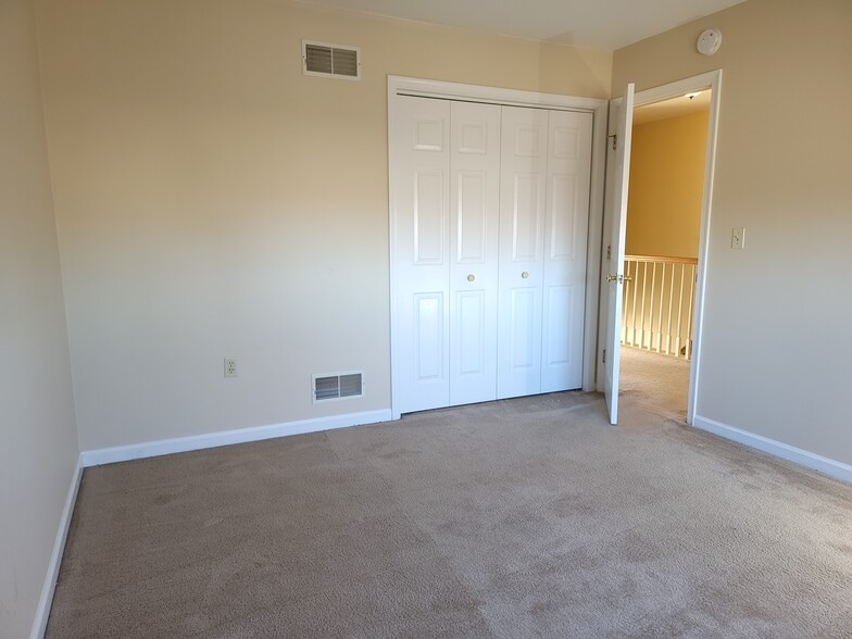 Building Photo - 46 Ironstone Dr