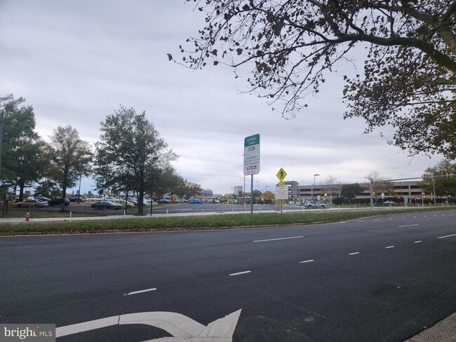 Building Photo - 9486 Virginia Center Blvd